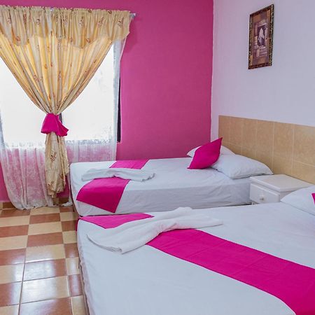 Oyo Hotel Marias,Aeropuerto Internacional De Chetumal Eksteriør billede