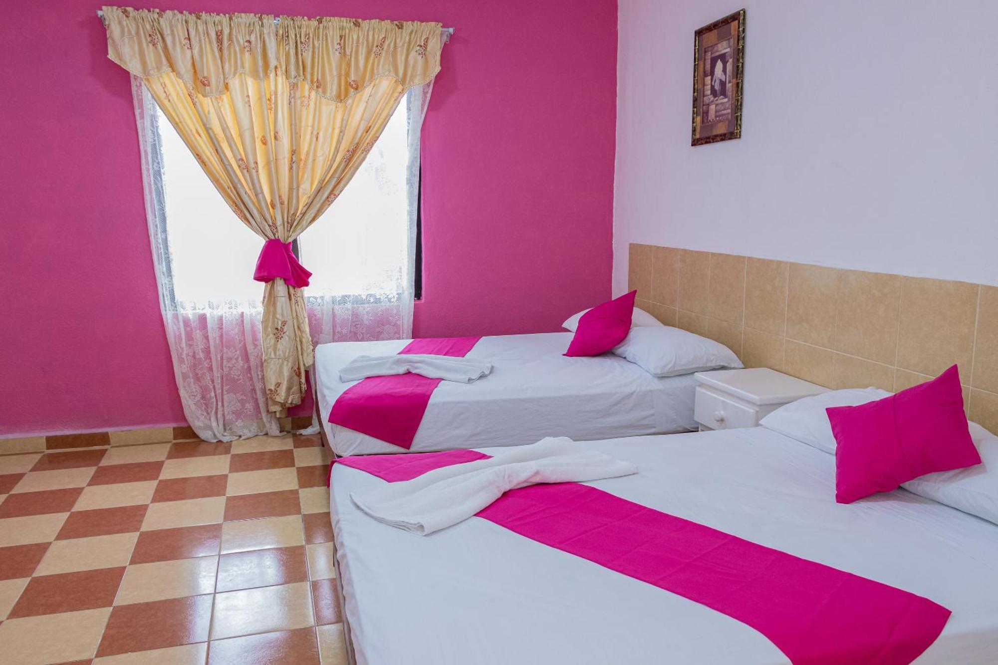 Oyo Hotel Marias,Aeropuerto Internacional De Chetumal Eksteriør billede