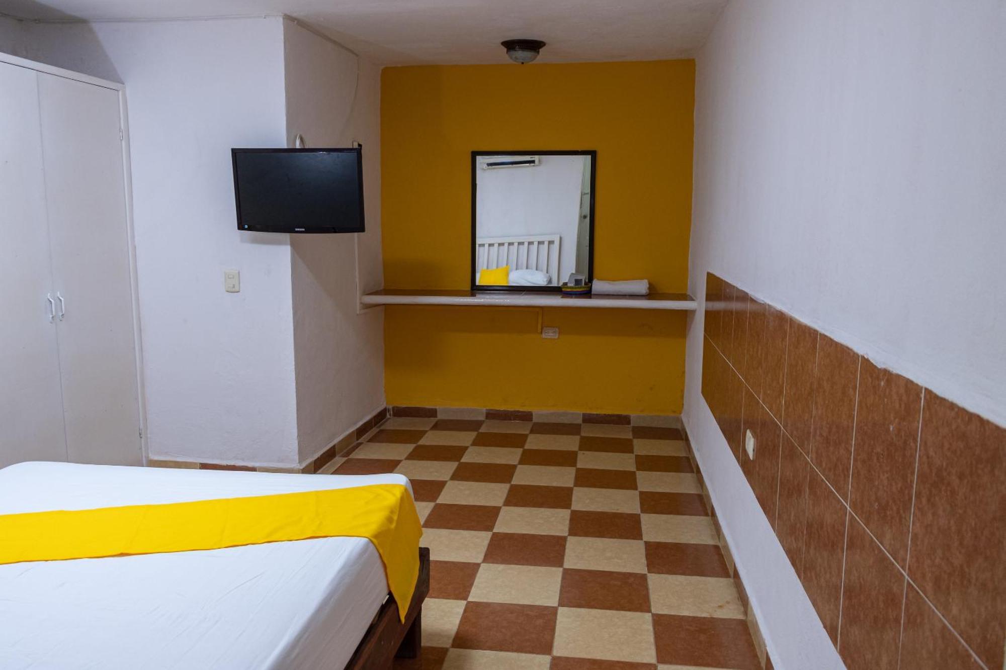 Oyo Hotel Marias,Aeropuerto Internacional De Chetumal Eksteriør billede