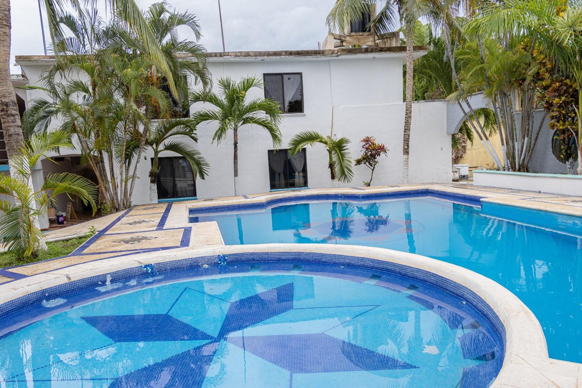 Oyo Hotel Marias,Aeropuerto Internacional De Chetumal Eksteriør billede